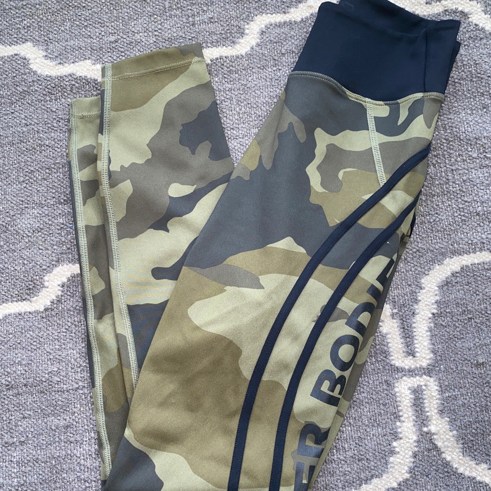 Athletic leggings